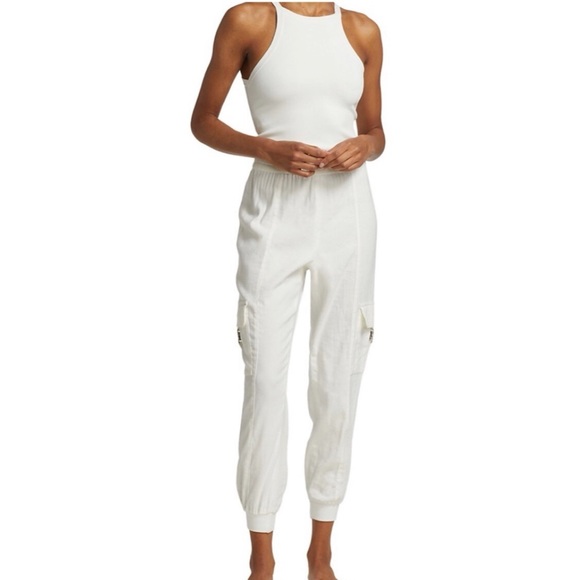 Alice + Olivia ‼️ SALE‼️ Neta Cargo Pants in White –– NWT - Picture 4 of 17